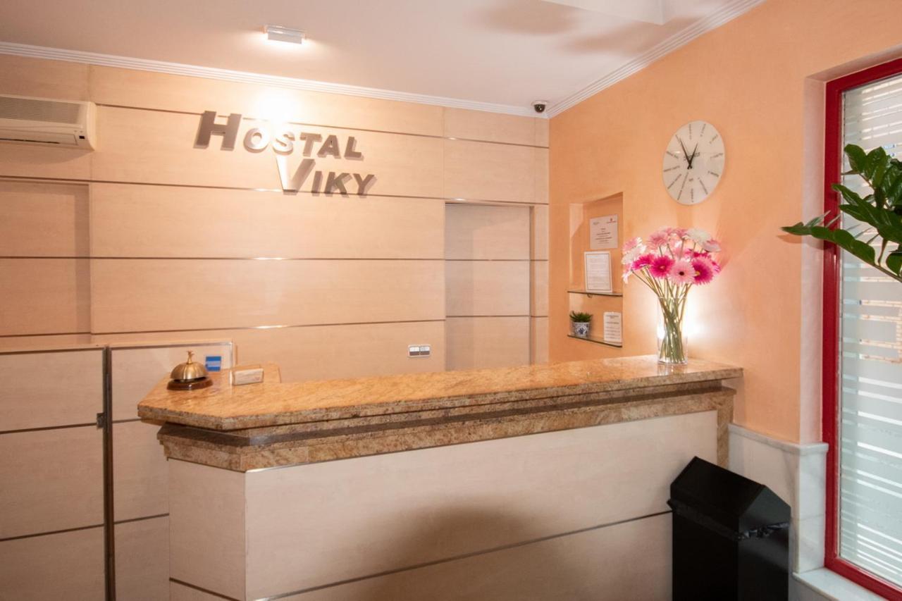 Hostal Viky Madrid Esterno foto